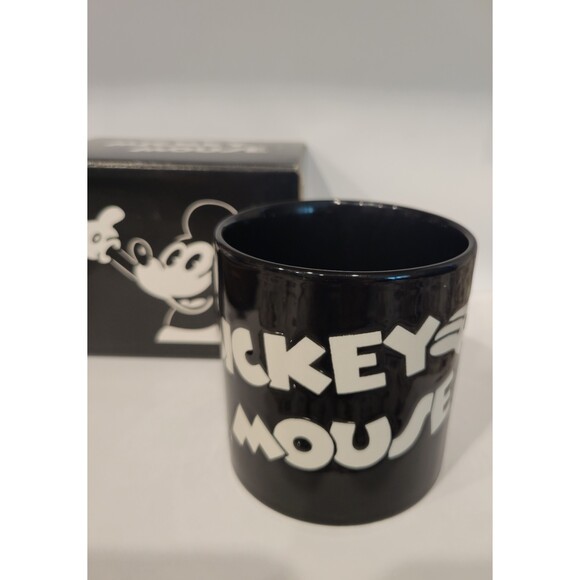 Disney Mickey Mouse Etched 3D Print Retro Black and White Coffee Mug 12 OZ NIB - Picture 9 of 10